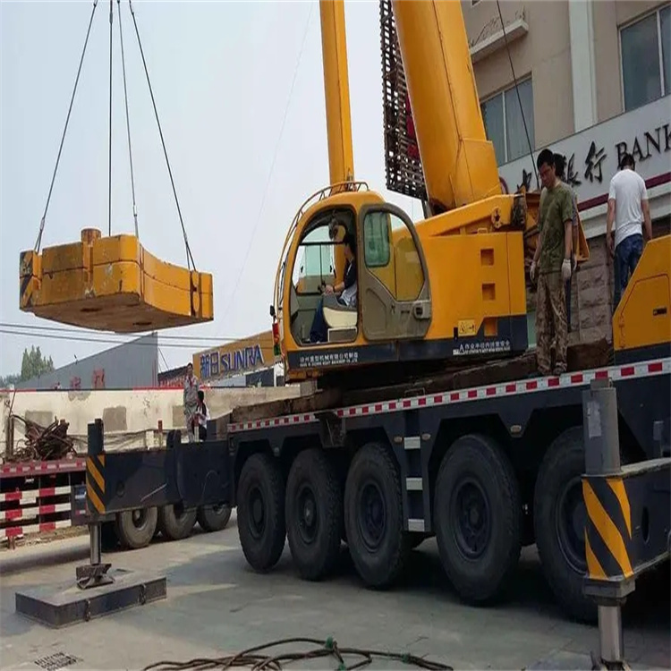 乐陵当地吊车出租|机器吊装|75吨|工厂搬迁服务